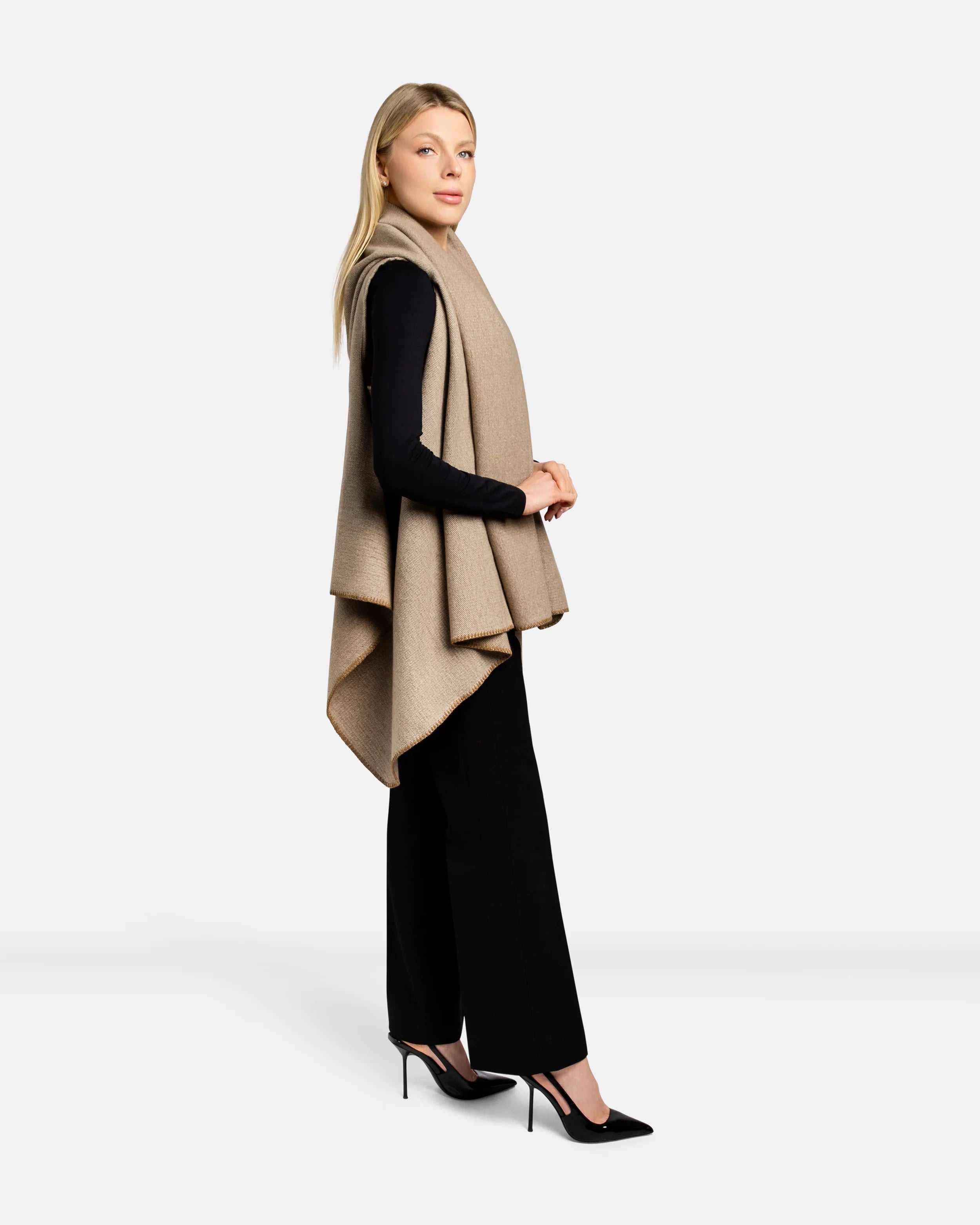Beige Cape - Malgven™