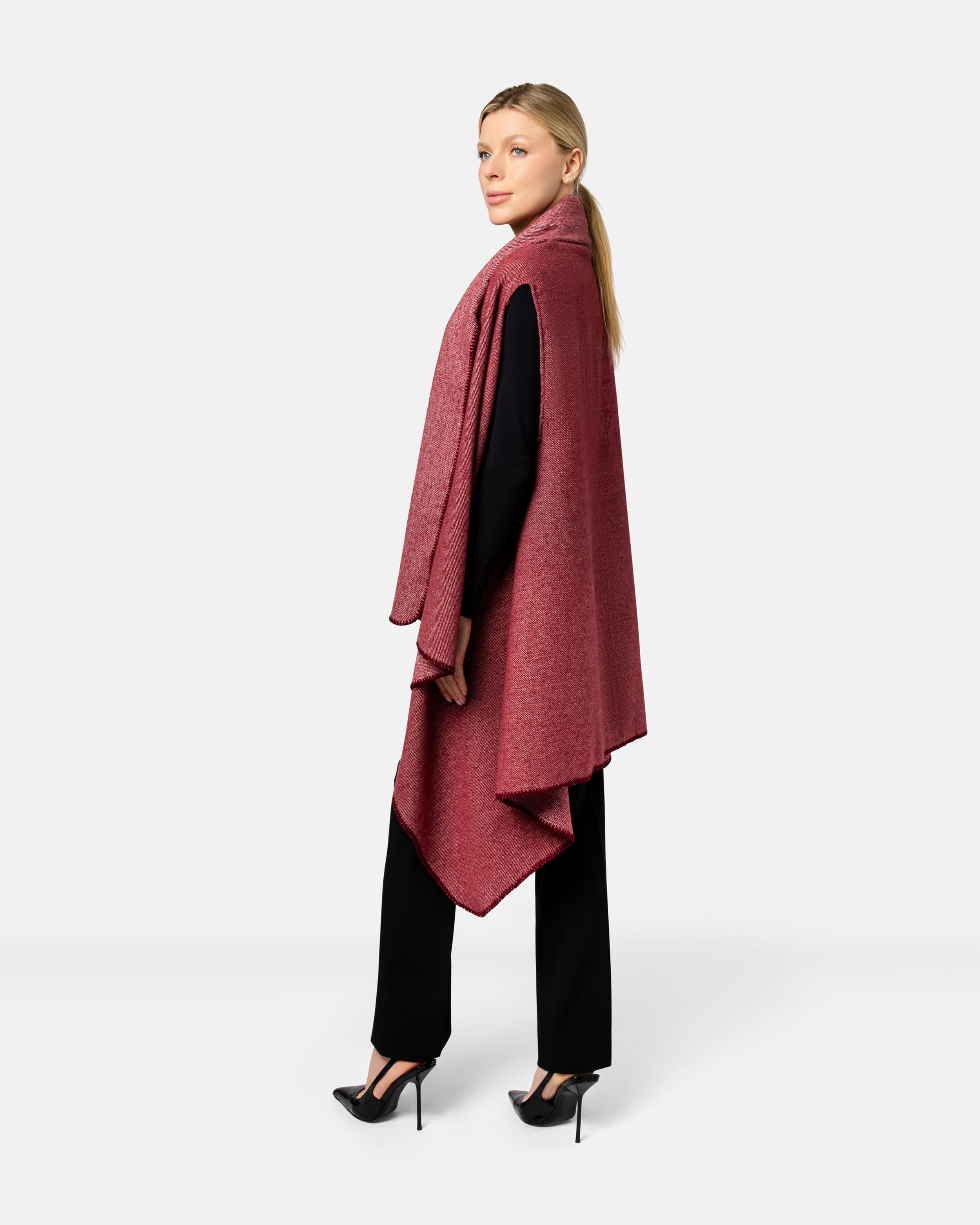 Burgundy Cape - Malgven™